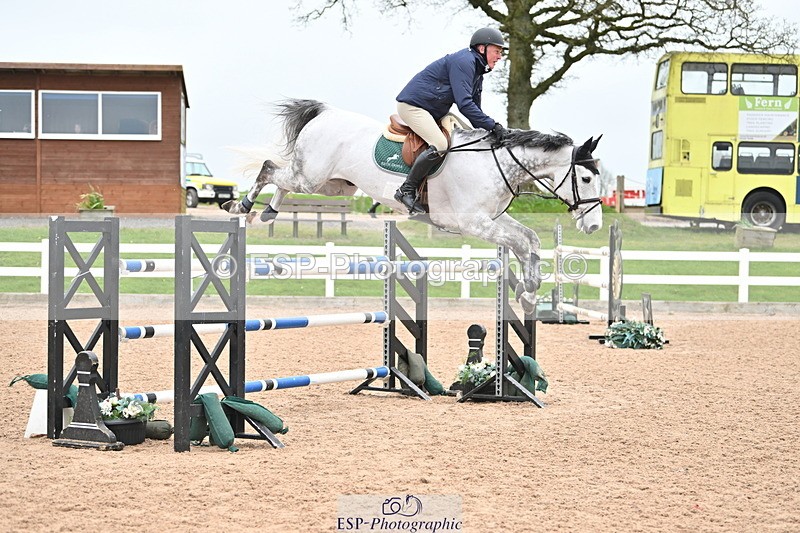 240406A-154942-04244 - Cls 17 National 1.30m Open