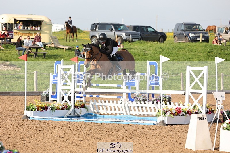 240511A-183650-15892 - Cls 39 Chard Equ Derby