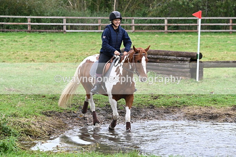 WJ6_6516 - Time at Photographer 12:41 to 13:05