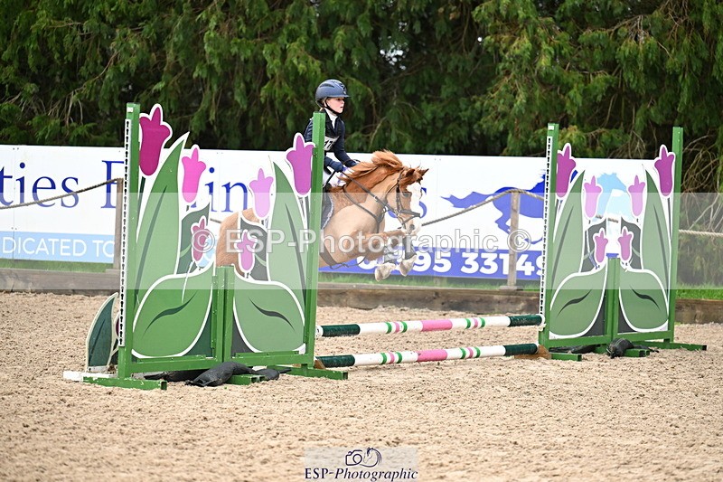 260222A-105422-00522 - 40cm Unassisted