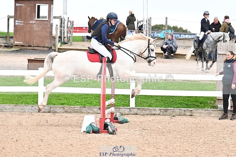 250920-101421-00158 - Cls 20+21 Club and Schools 60cm