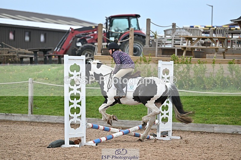 250415-150537-00033 - Clear Round