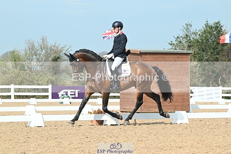 250403-104043-01536 - 048-Angus.Corrie-Deane-Maigret.VD.Watermolen