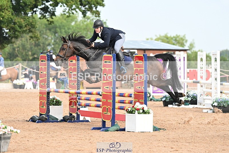 240801A-090816-00943 - Cls 1 British Novice and 90cm Open