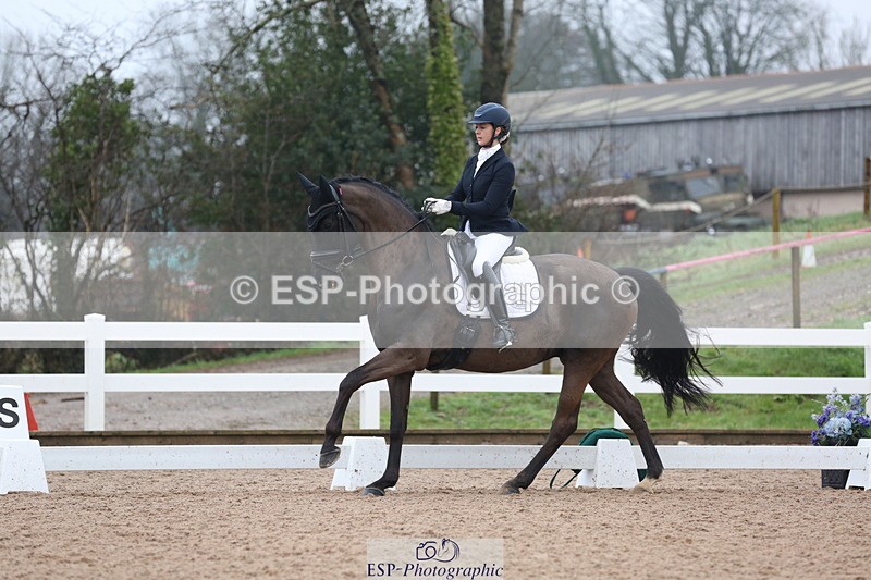 240217A-114032-01834 - 275-Lucy.Pye-La.Vida.loca