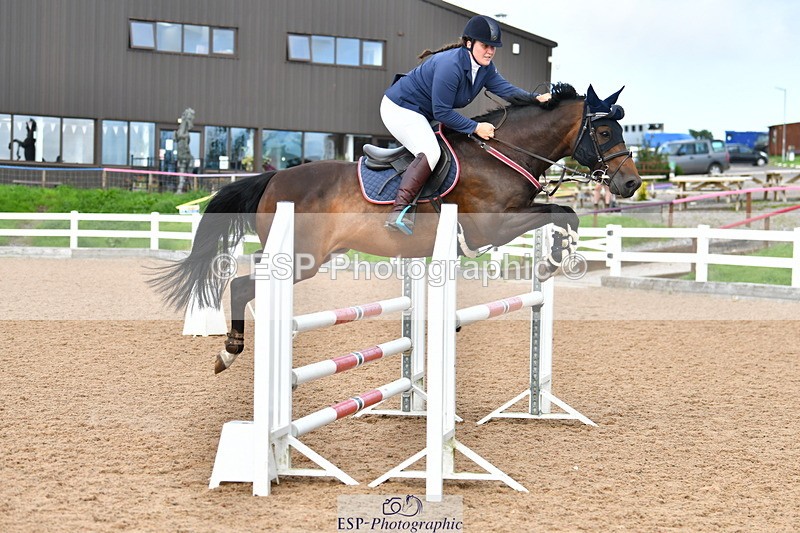 230819A-161445-01146 - Cls 33 1.05m Amateur Qualifier