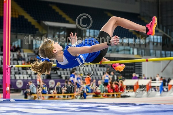 CombiMast25-913149 - Field Female