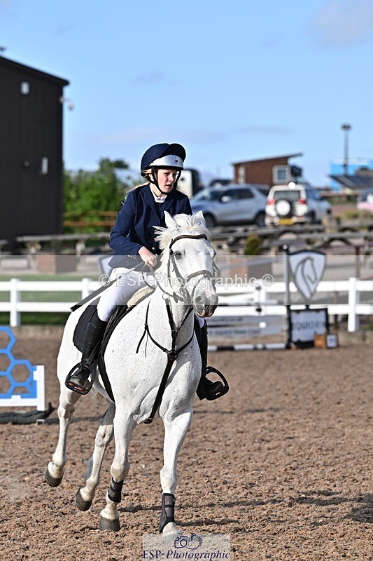 260512-183116-00595 - 90cm Classes