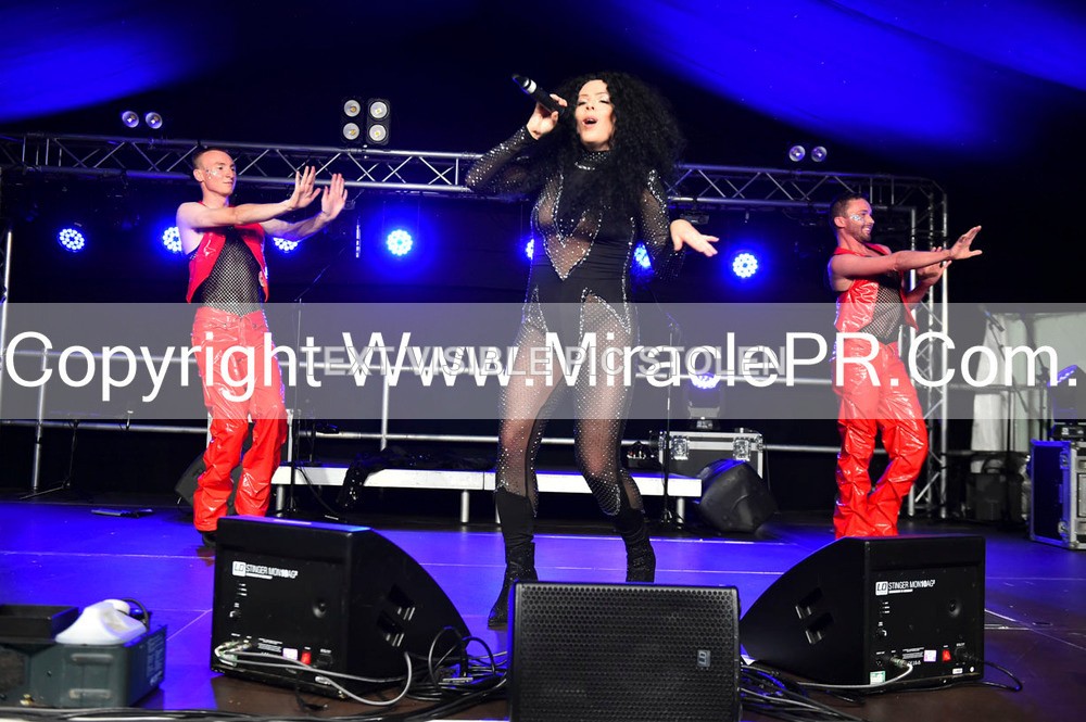 SH4_6689 - The Cher Experience