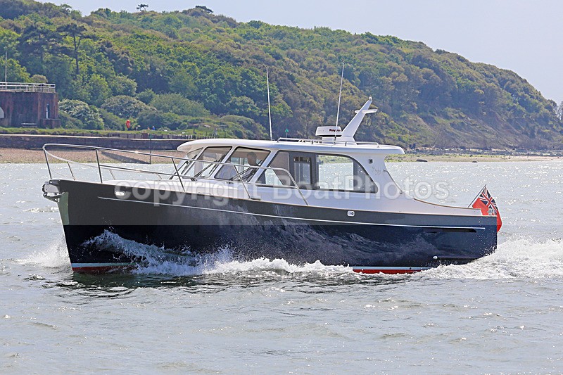 180526 BEAR - DUCHY 35 1Y3A2005 - Motorboats - Hardtop