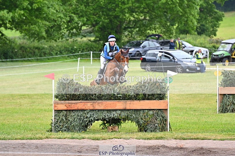 250524A-103809-09345 - A-061-Isabelle.Cook-EMERALD.KATIE