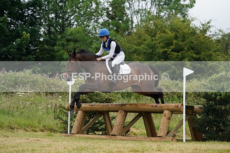 240630X-110428-6088 - 305-Beth_Walford-HAMBLEDON