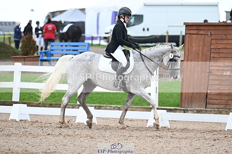 250907-125729-08503 - 009-Terri.EllawayTagula.Passion