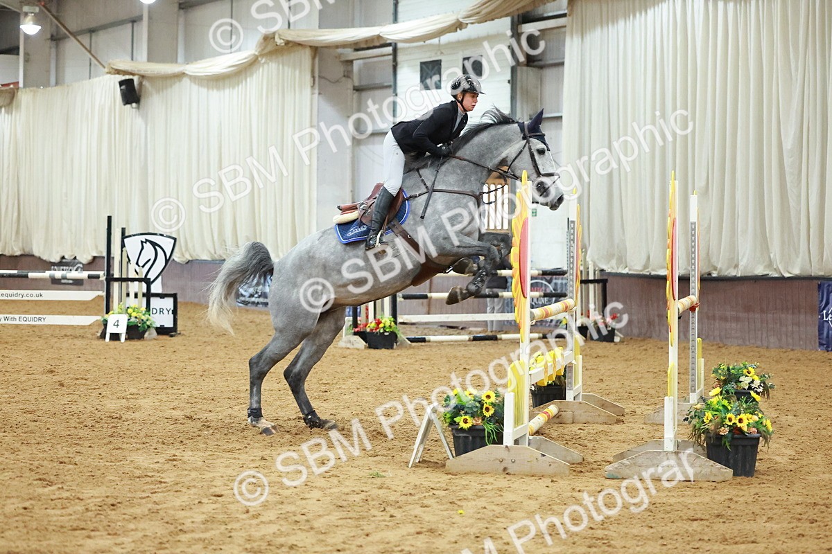 SBM_007364 - Class 19 - Senior Newcomers 1.10m