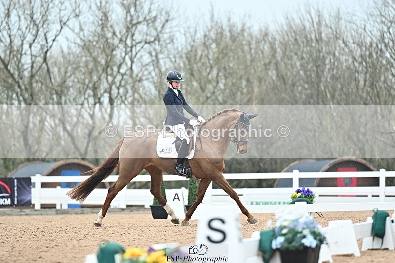 250214-120807-01429 - 148-Robyn.Walker-Voila.St.Giles