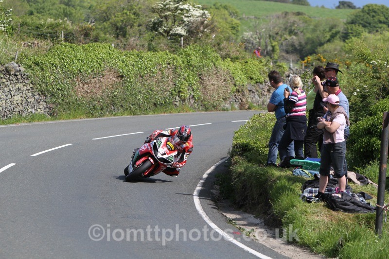 Ian Hutchinson Yamaha / Milwaukee Yamaha - Dainese Superbike Race 2014