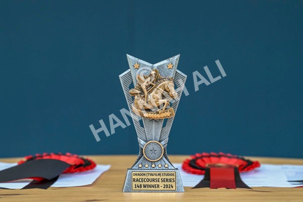 080924-Pony Race-8625 - Pony Race 1.00pm The Dragon (TV and Film) Studios Pony Race 148cm & Under