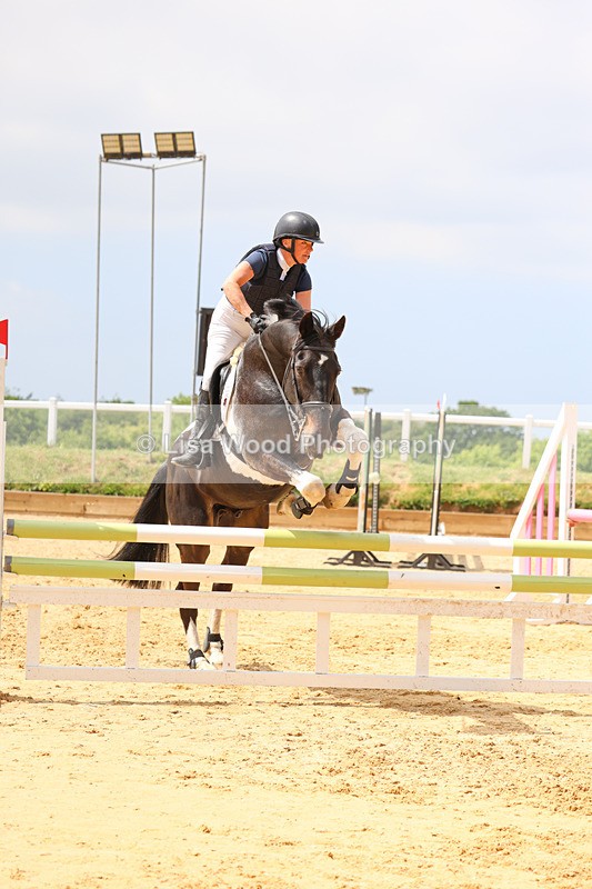 3E7A0593 - Class 10: Senior 95cm open