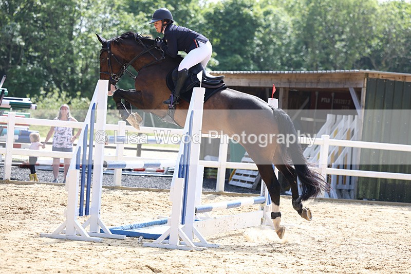 3E7A1233 - Class 14: Senior 1.15m Open