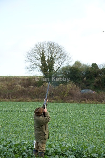 CGs-86 - Chicks Shoot 2011