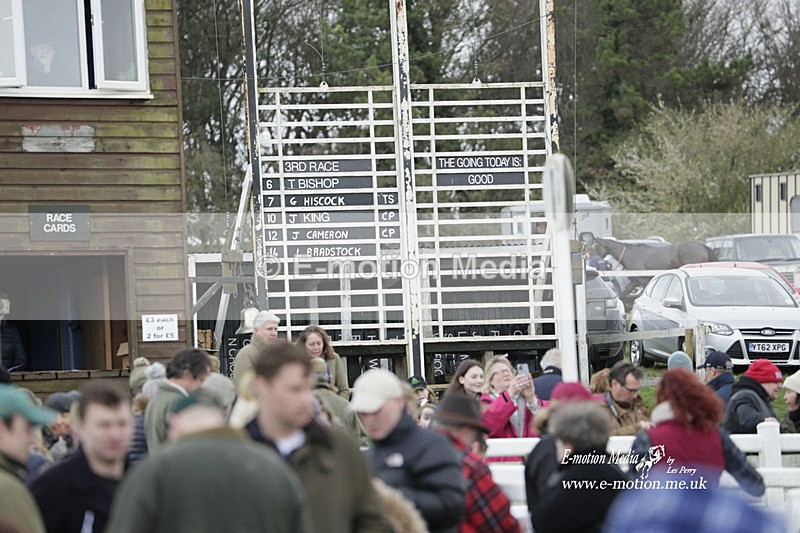 PtP 260323 0535 - New Forest Hounds Point-to-Point Larkhill 26/03/23