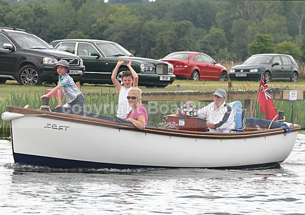 110702 ZEST IMG_7987 - HENLEY ROYAL REGATTA JULY 2011