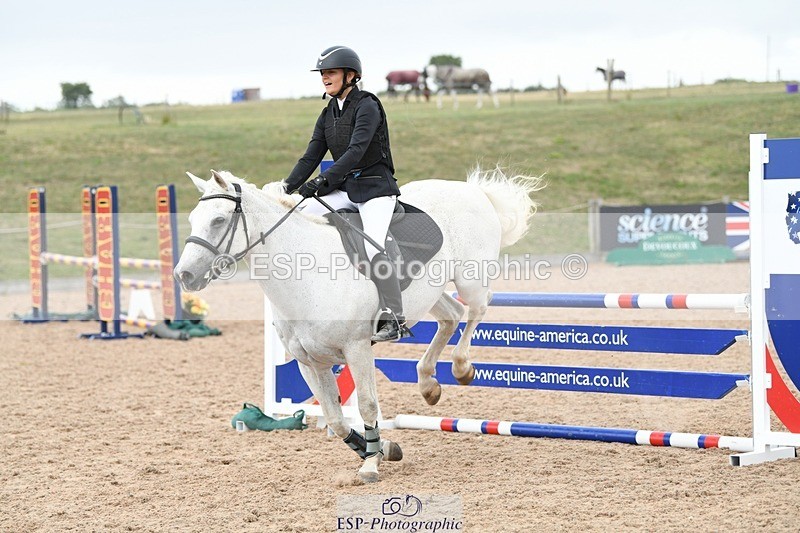 250807-134042-01256 - 90cm Round 2