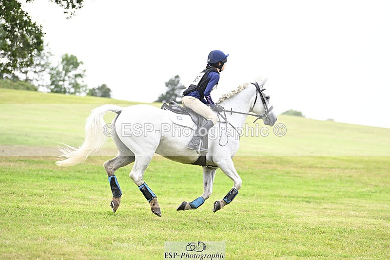 240825X-142236-34806 - 80cm XC 14.30 to 15.30