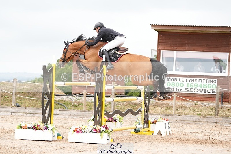 250718-120204-10193 - Cls 2, 3 Star Small Tour Break til End