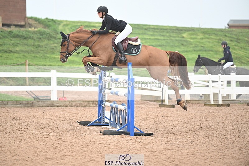 241102A-122024-04528 - SAT Cls 15 Foxhunter and 1.20m Open