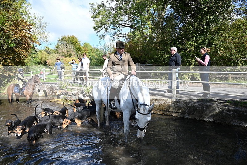 WJ7_6001 - Hounds Water Crossing