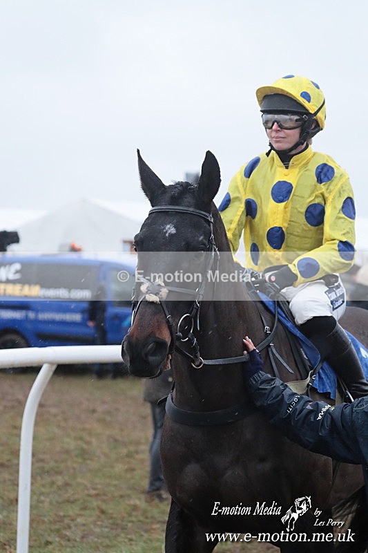 PtP 260125 670 - Cocklebarrow Point-to-Point racing with the Heythrop Hunt 26/01/25