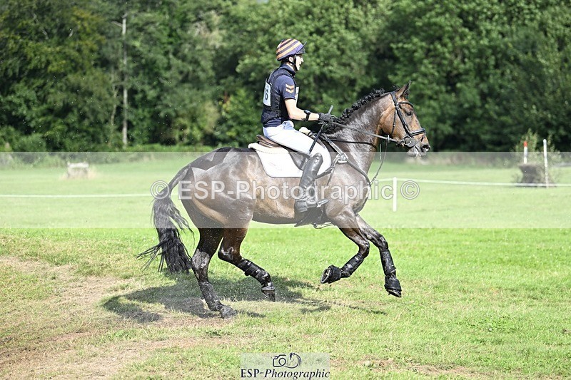 240803-164514-10075 - 276-Max_Forster-CELTIC_CROSS