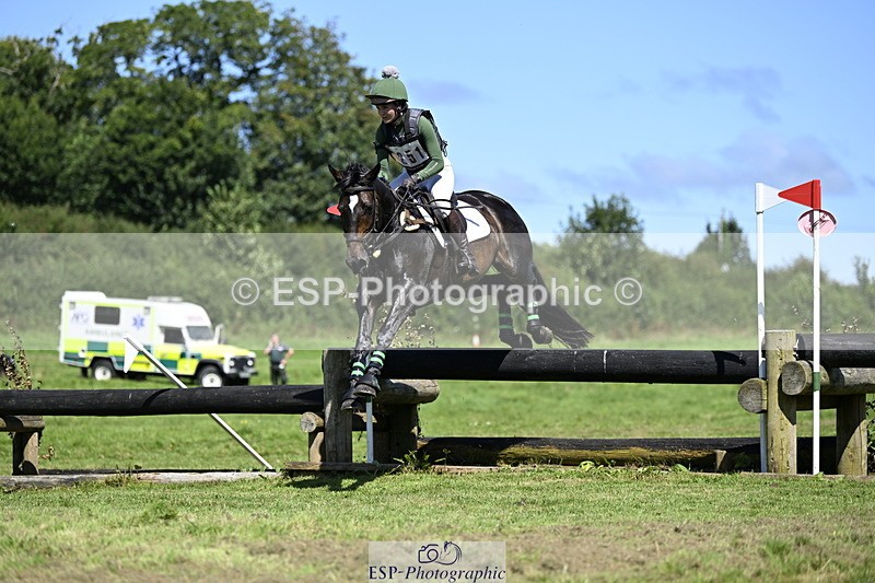 240811A-140341-04435 - 251