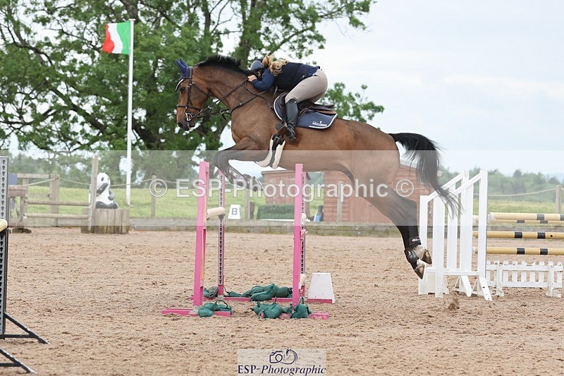 250524-101814-04142 - Cls 13  A&B 1.05m & 1.10m open