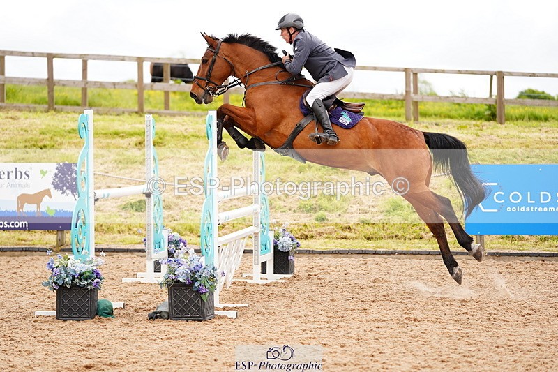 240526A-114938-07905 - Cls 26 Chard Equ 1.05m and 1.10m Grand Prix