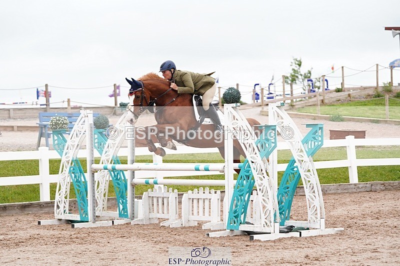 250524-111602-06347 - Cls 21 A&B Snr Disco & 1.00m Open