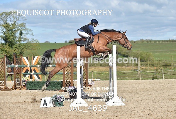 JAC_4639 - CLASS 11 SAT Andrew Hamilton Coach, RHS Foxhunter Championship Qualifier