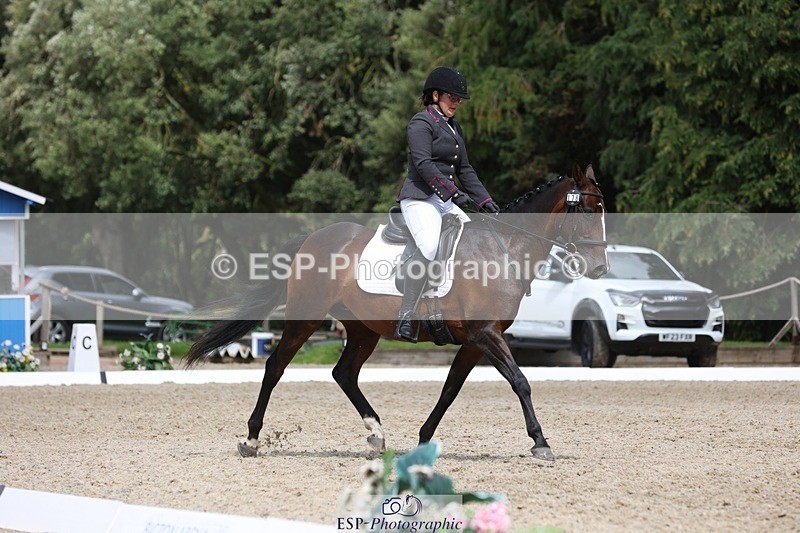 230812-135335-04334 - Cls 5 Novice Bronze 13.40 to 14.45 break