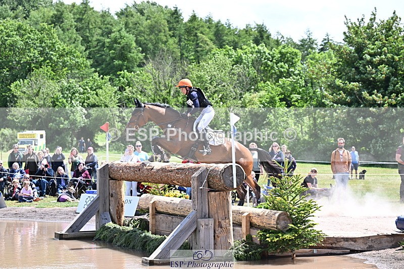 250525A-131302-16183 - D-464-Alexandra.McAlpine-GLOBAL.VICTORY