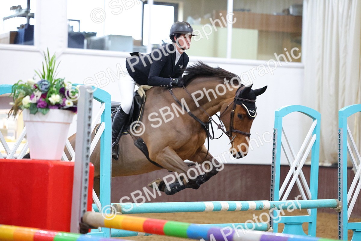 1I0A5012 - Class 9 - Senior Newcomers/ 1.10m Open