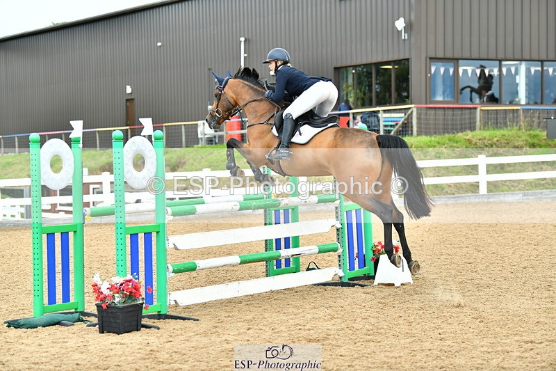 230721A-130644-06452 - Cls 14, 1 Star Bronze 1.10m