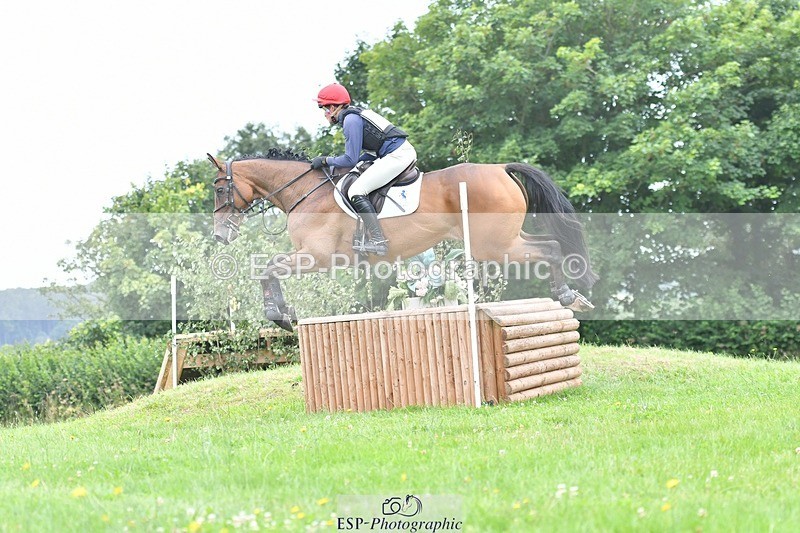 240803-122006-03548 - 120-Rosie_Bradley-Hole-BROADSTRUTHER