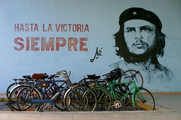Hasta la Victoria Siempre - Cuba