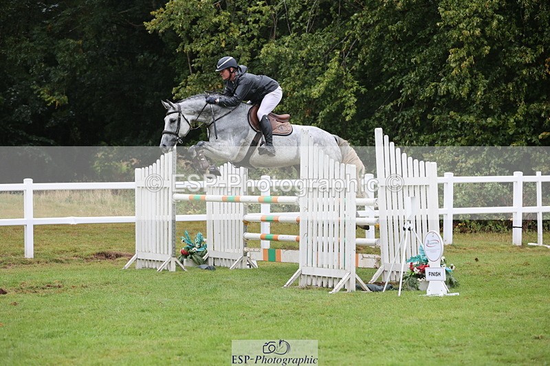 250830A-142435-06974 - Cls 16 Snr Newcomers and 1.10m Open