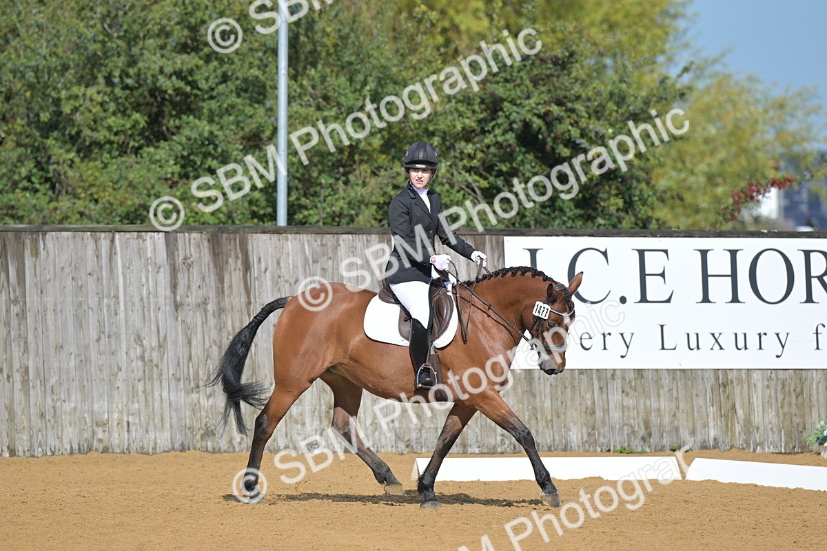 SBM_03676 - D2 - Small Tour Championship Intro 2