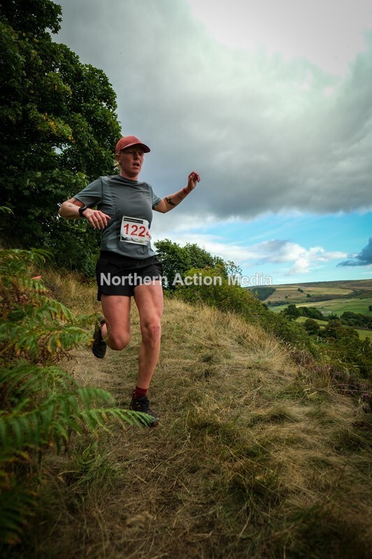 DSCF5377 - Reeth Fell race seniors