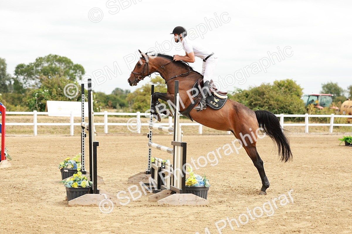 SBM_017357 - Class 21 - Senior Newcomers Championship 2d Rd