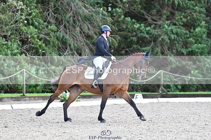 251023A-151851-05393 - C-255-Rupert.Batting