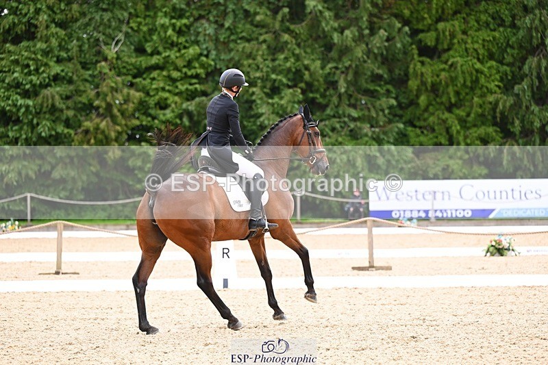 240524-094641-07972 - 508-RATHCOSGROVE_TIMMY-Sophie_Van_Der_Merwe